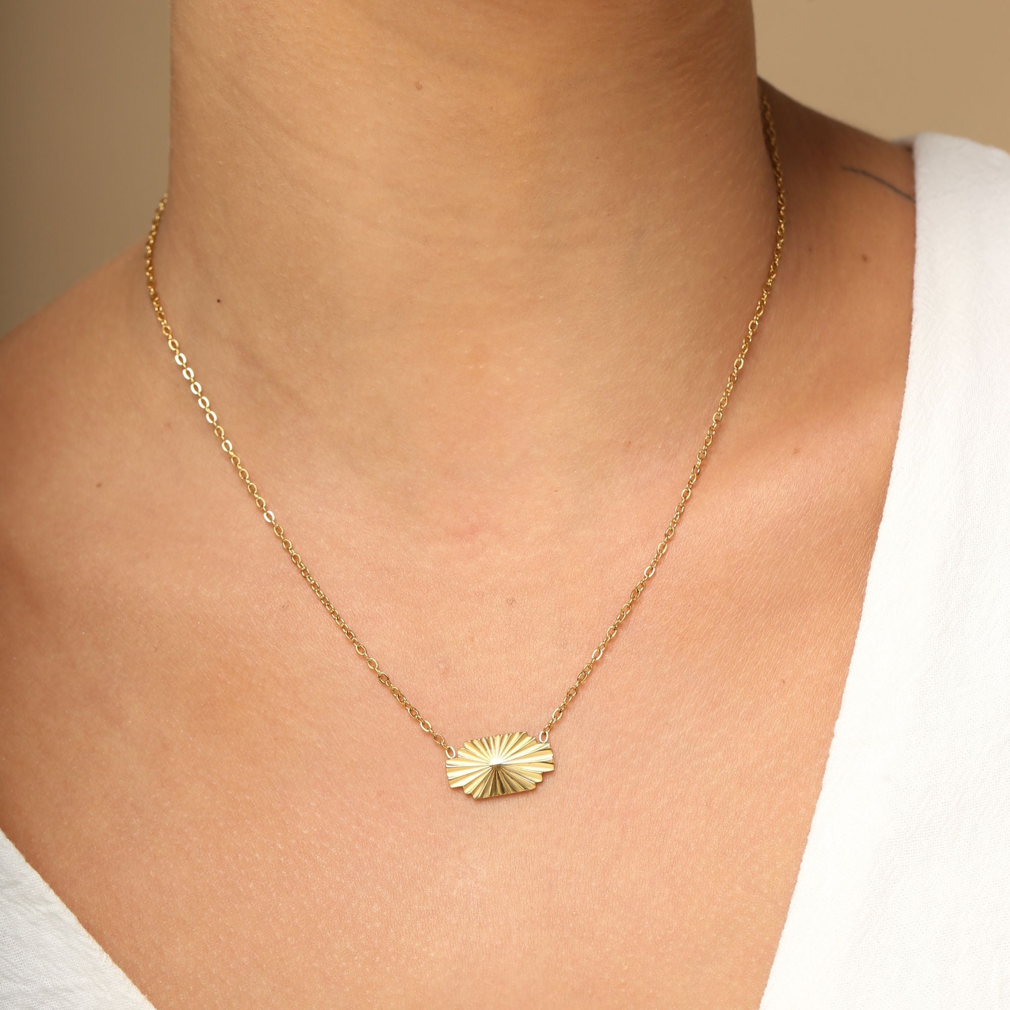 Mini Sol Necklace