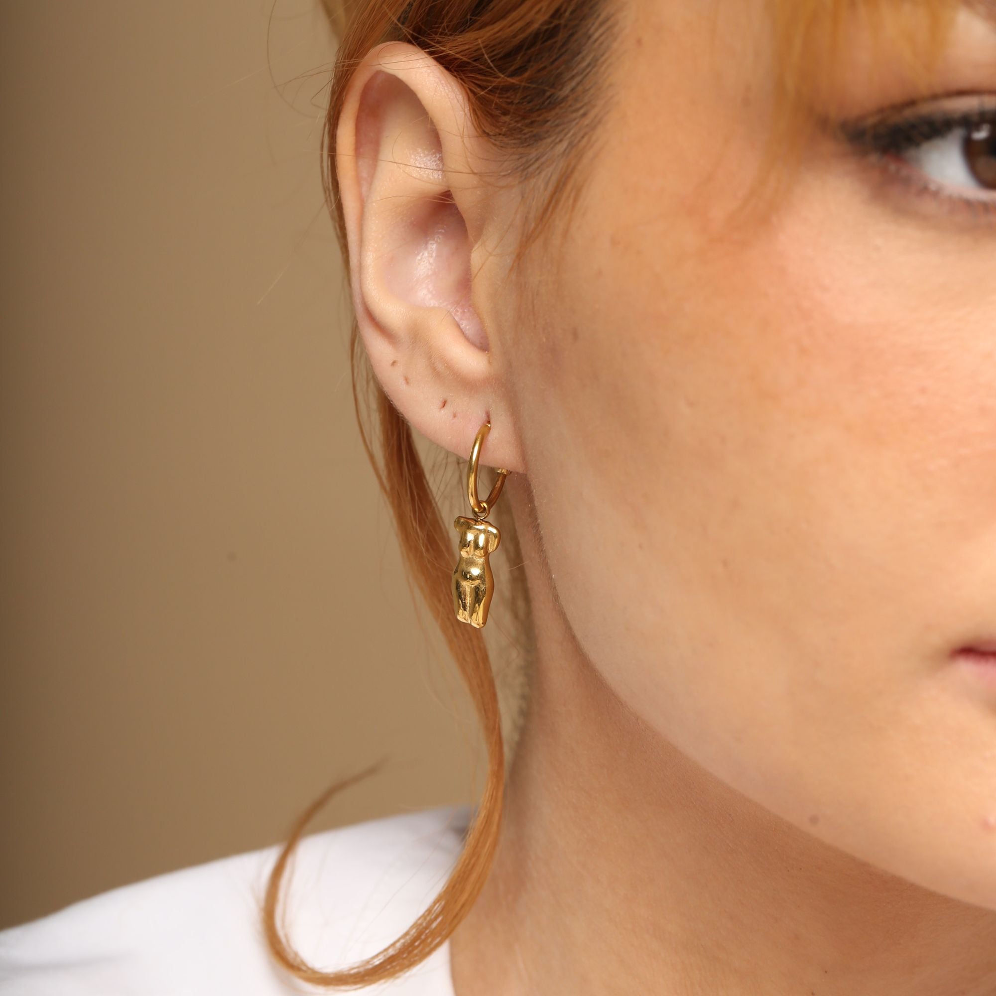 Paola Femme Hoops