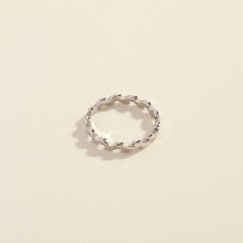 Silver Nathalie Ring