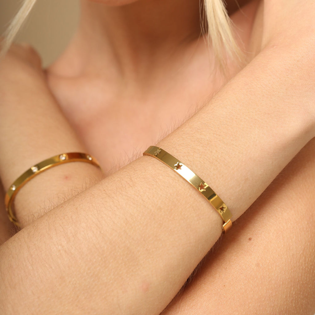 Stella Bangle