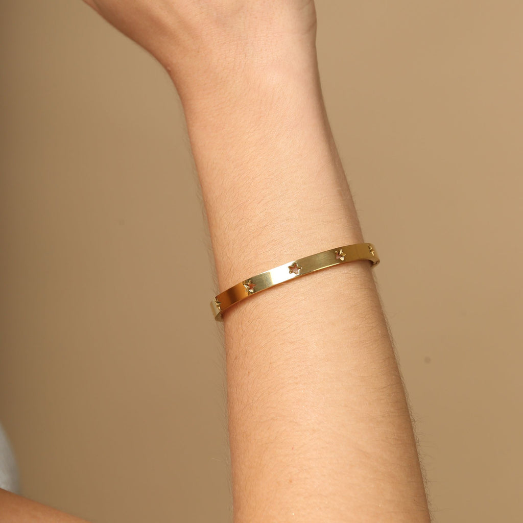 Stella Bangle