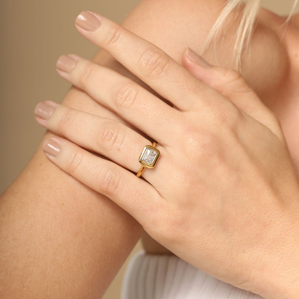Catarina Solitaire Ring 2.0