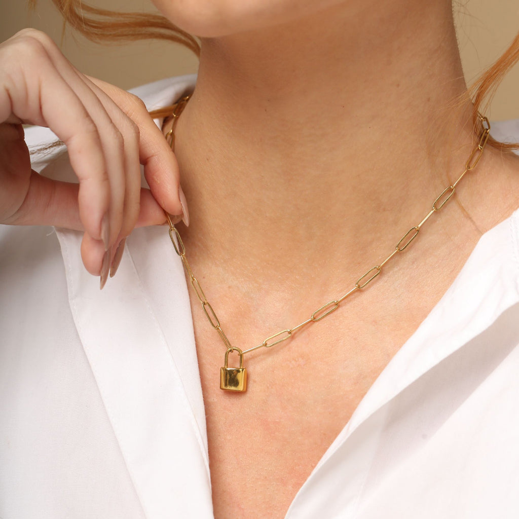 Roberta Necklace