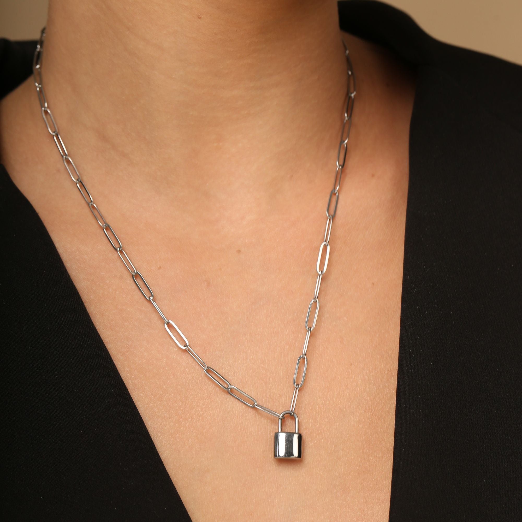 Silver Roberta Necklace