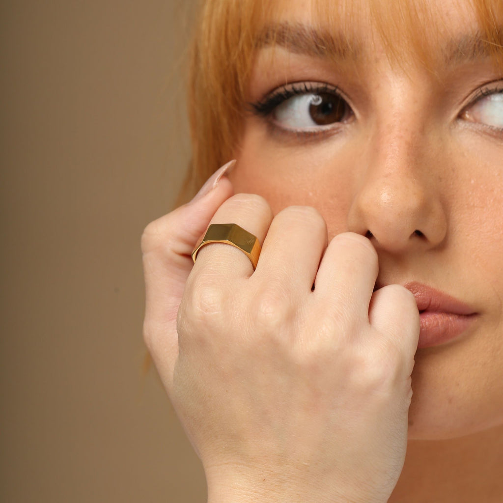Bold Ivy Ring