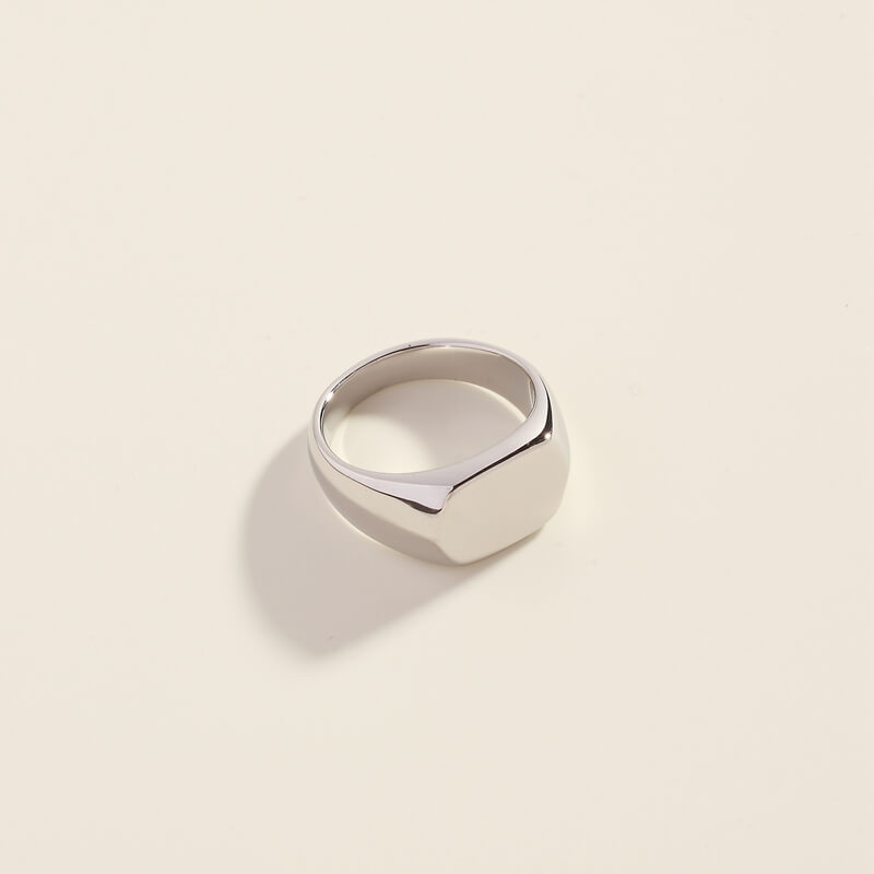 Silver Phoebe Ring