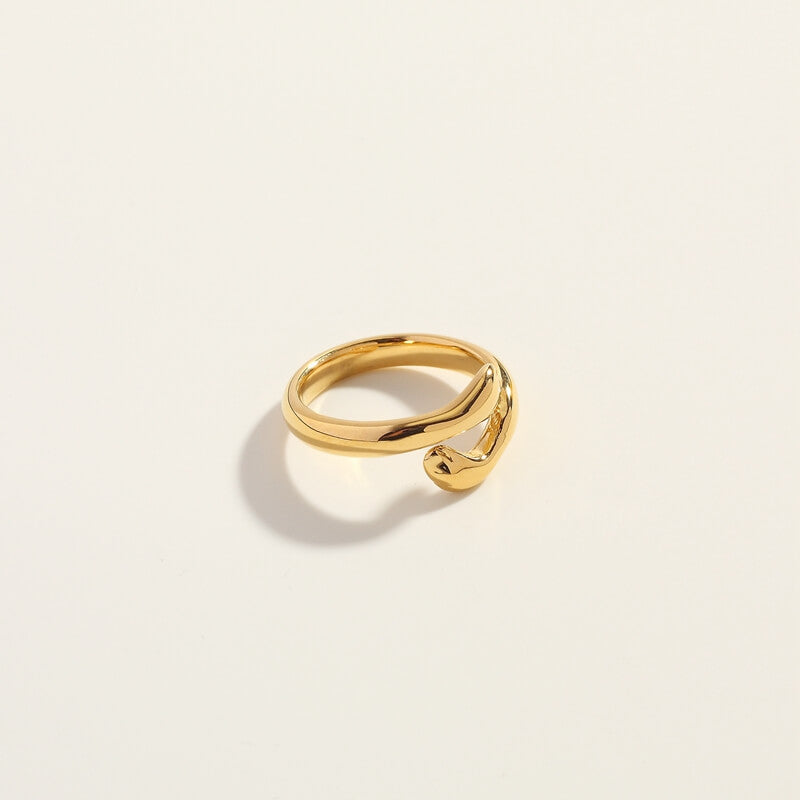 Paola Embrace Ring