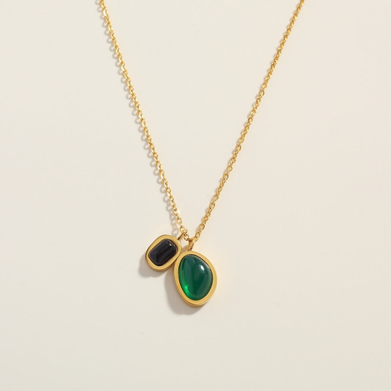 Leona Esmeralda Necklace