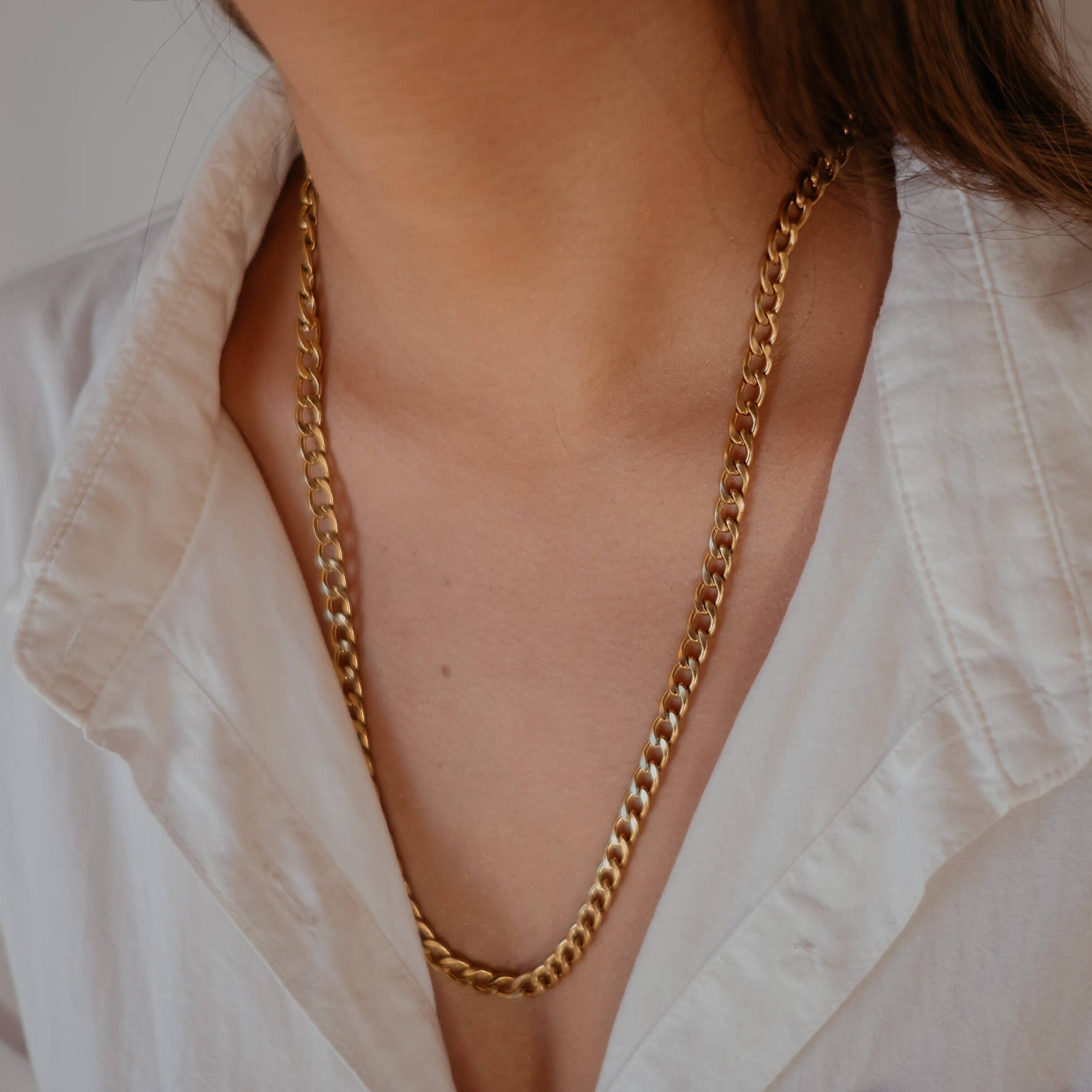 Vika Chain Necklace