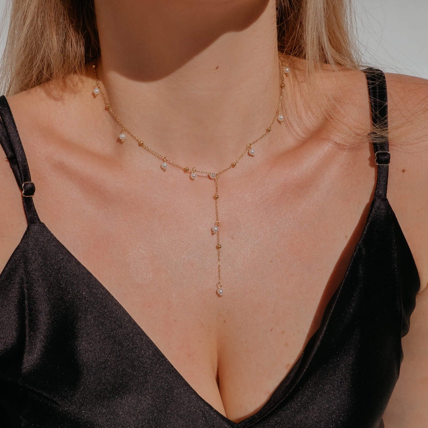 Pérola Tie Necklace